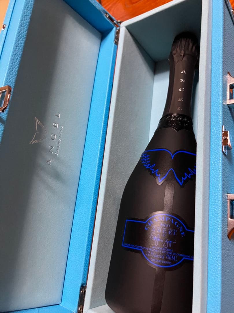 ANGEL HALO BLUEシャンパン 専用ケース付き