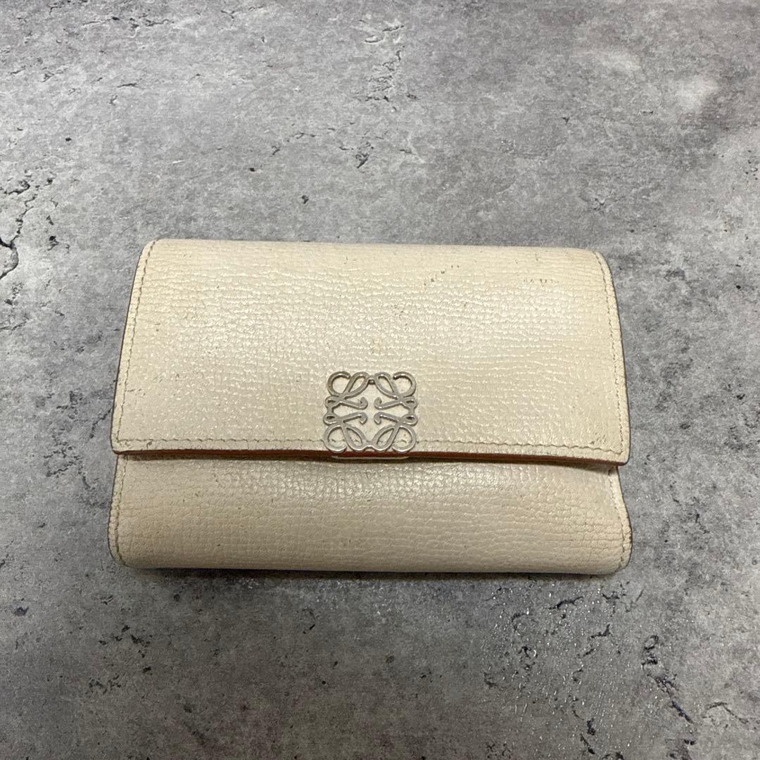 LOEWE アイボリー 三つ折り財布