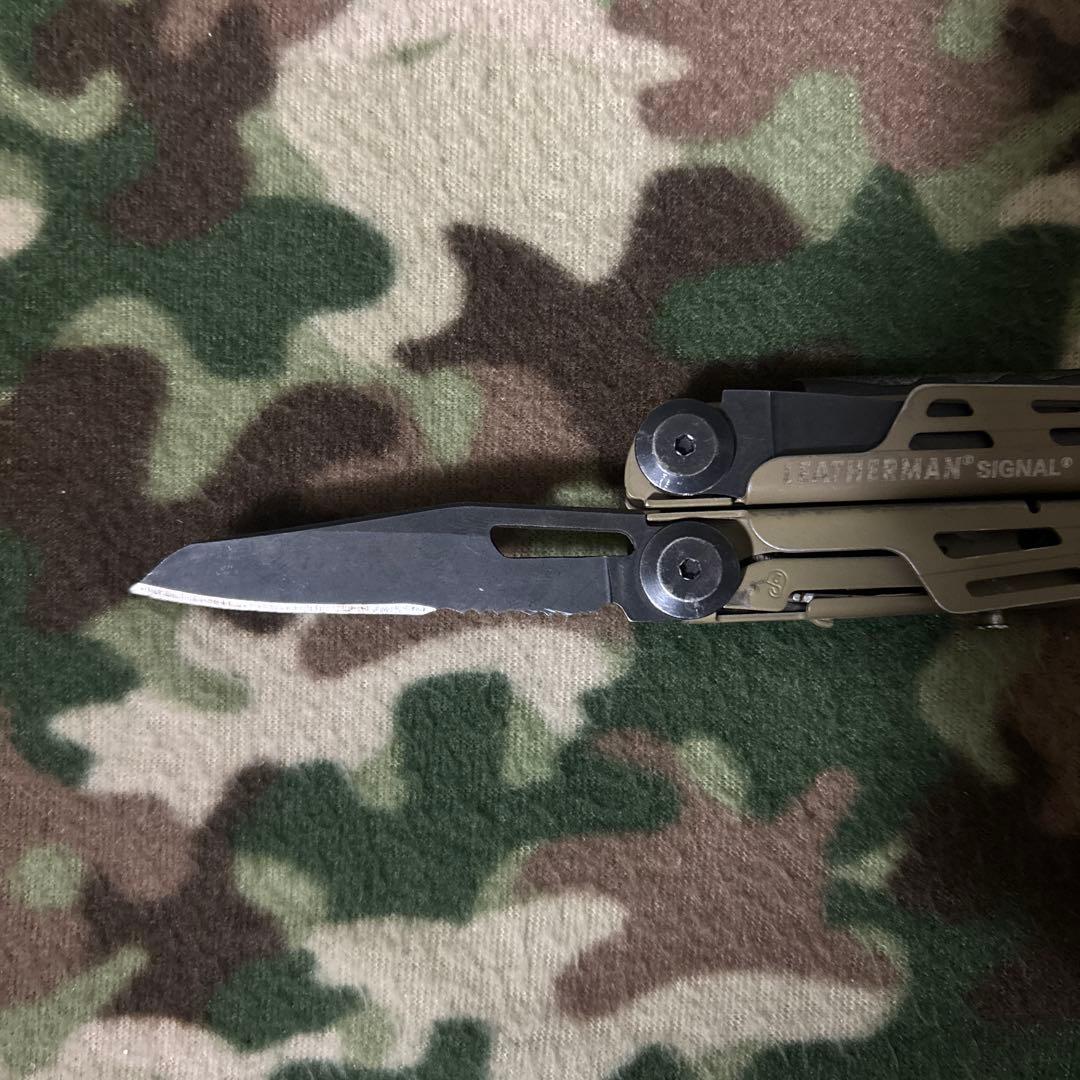 米軍放出品　LEATHERMAN レザーマン SIGNAL マルチツール