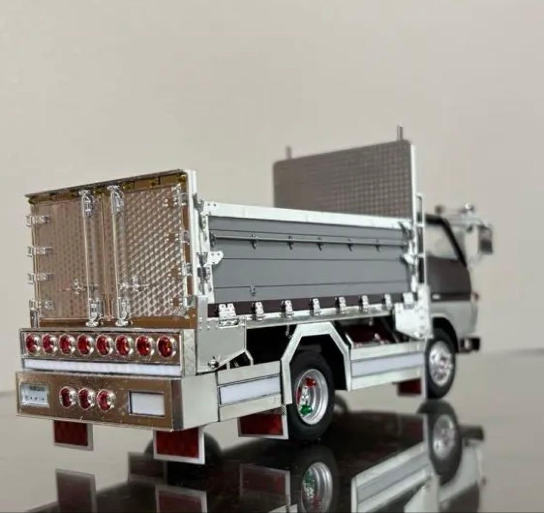 デコトラプラモデル　煙突マフラー　フジミ　1/32 レンジャー 完成品