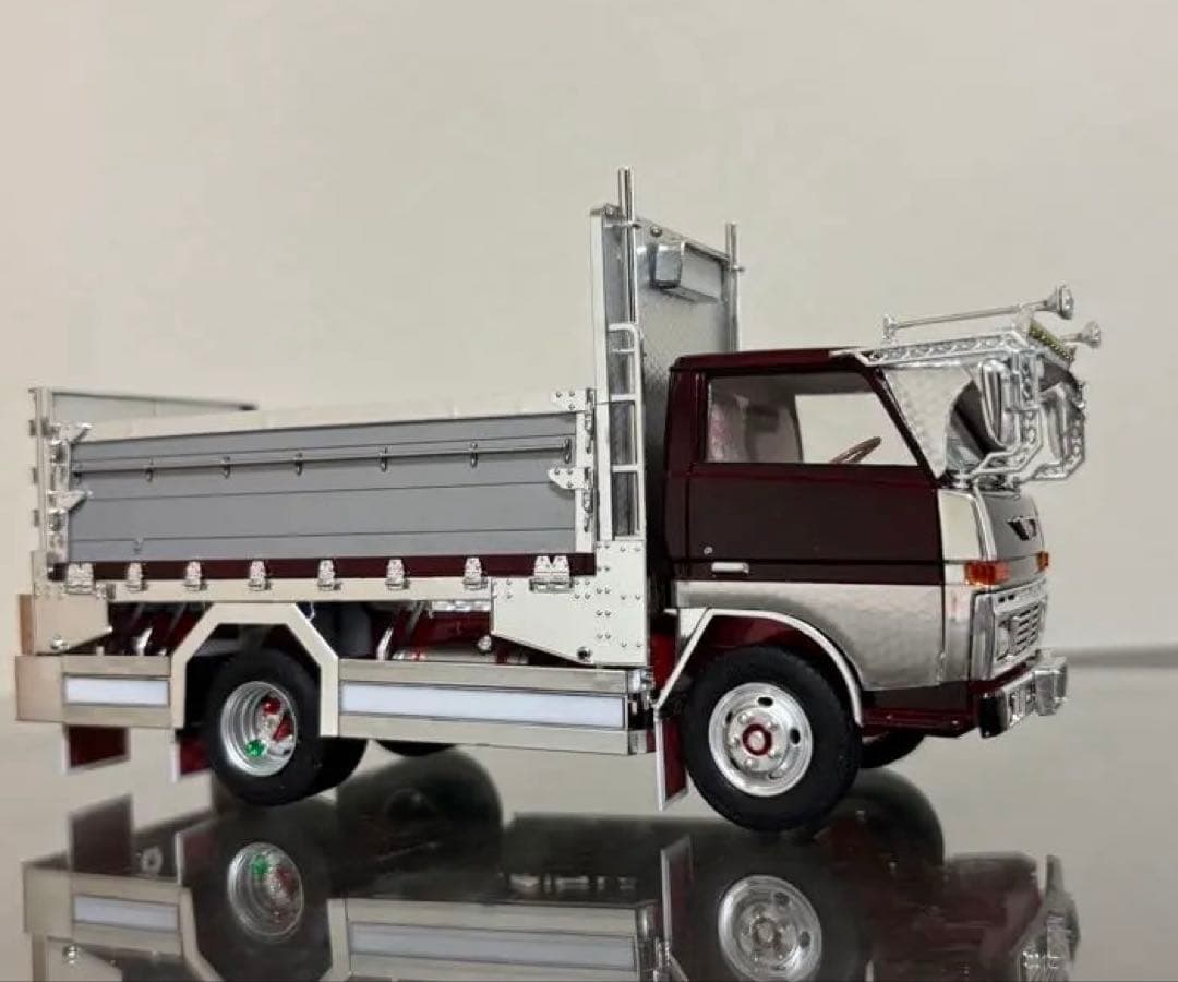 デコトラプラモデル　煙突マフラー　フジミ　1/32 レンジャー 完成品