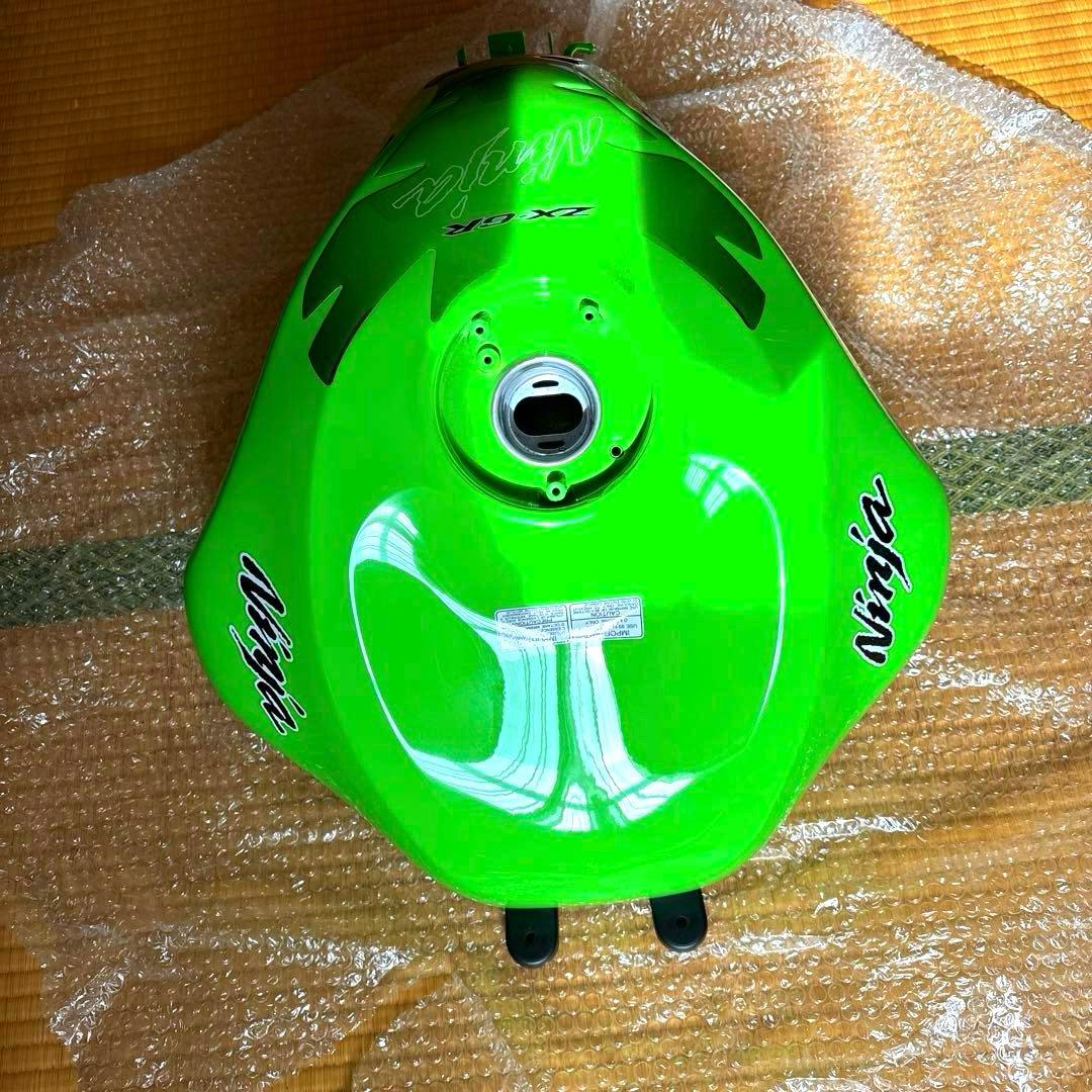 美品　ZX-6R 純正タンク