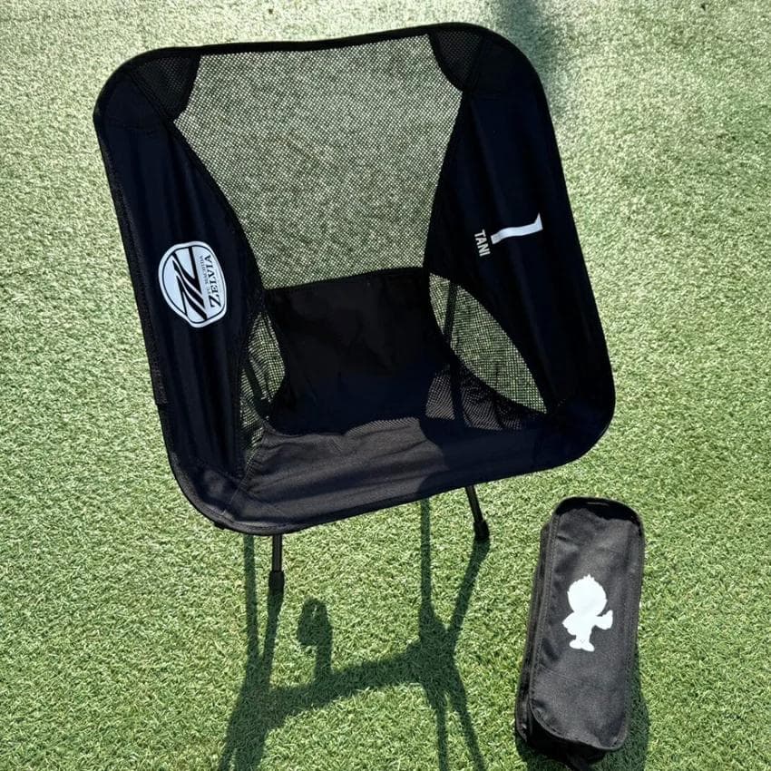 FC町田ゼルビア『プレーヤーズ福袋2025』折り畳み椅子（谷晃生デザイン）