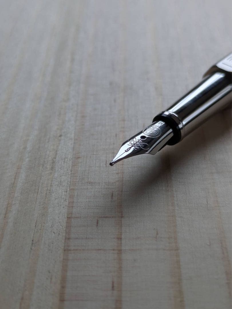 カランダッシュ　エクリドール