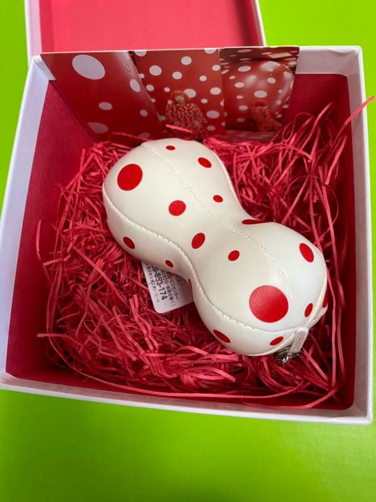 草間彌生　Balloon(ホワイト) 貴重品　ポストカード付き