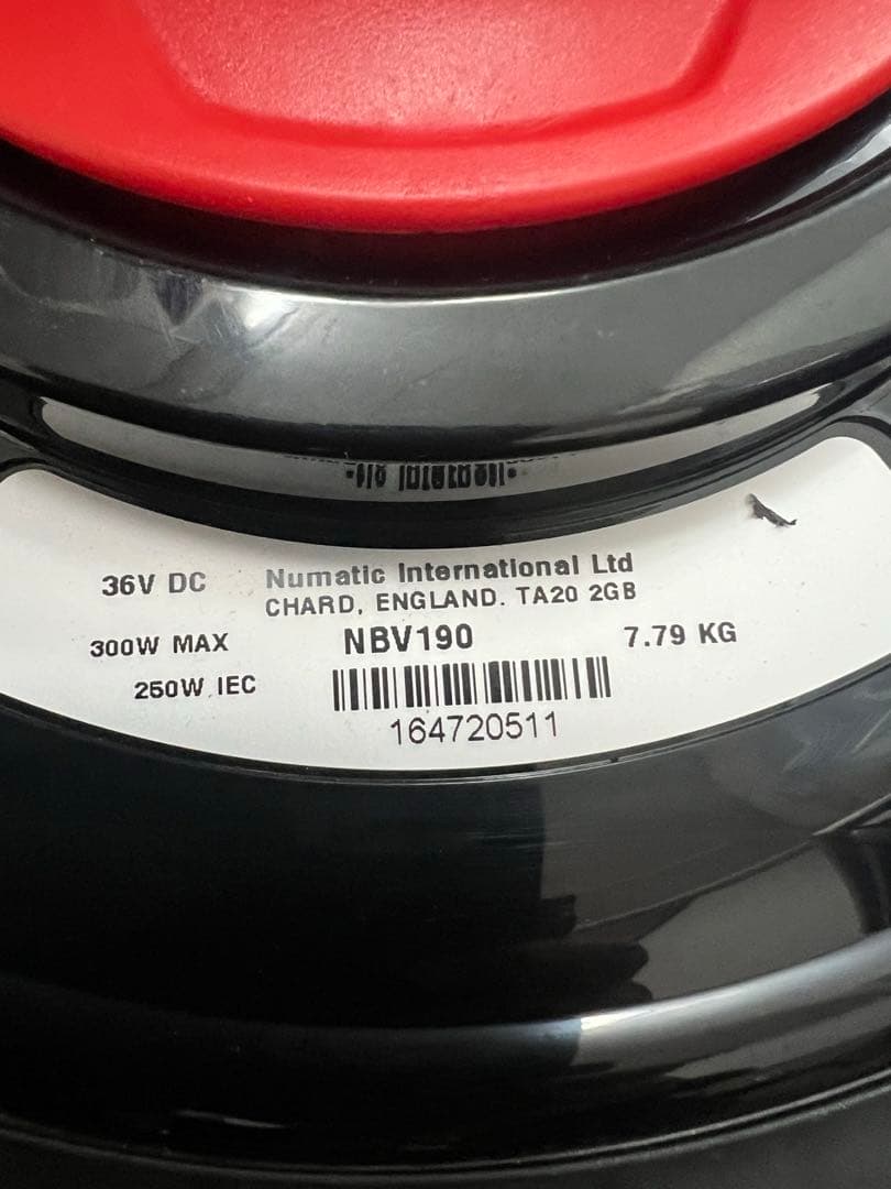 Numatic コードレス掃除機　バッテリー無し