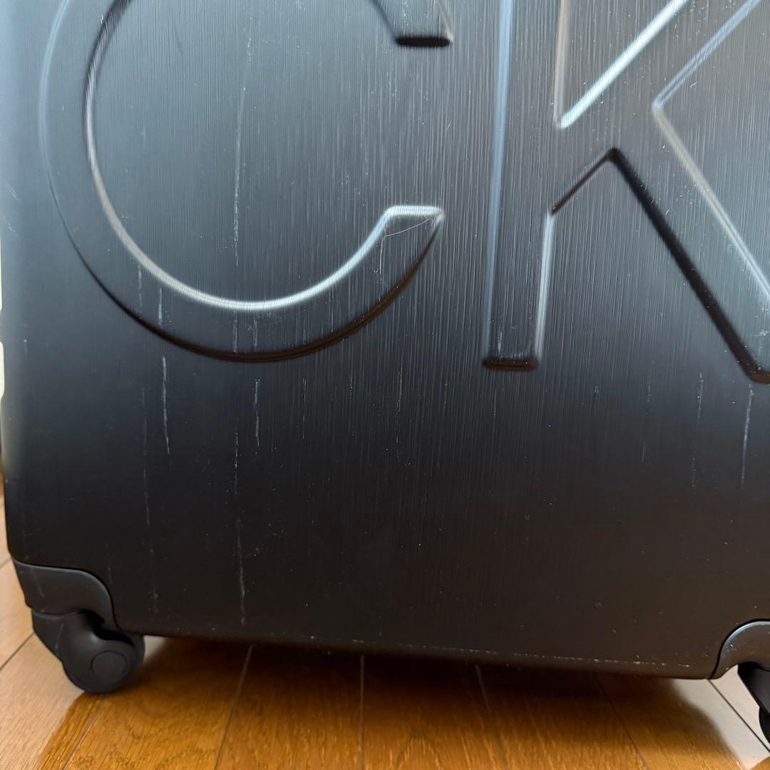 カルバンクライン スーツケース Lサイズ 軽量 大きめロゴ クールデザイン