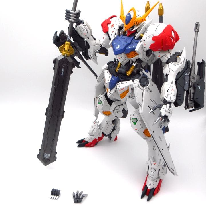 ガンダム　バルバトス・ルプス　塗装完成品　MG 1/100　バルバトスルプス