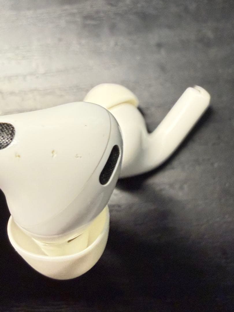 AirPods Pro 第二世代(Lightning端子モデル)