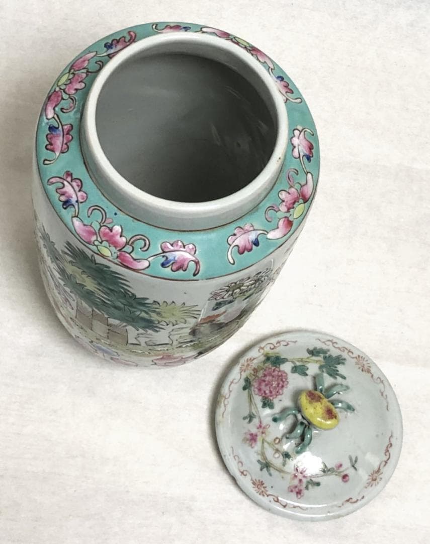 民国 色絵染付 鶏花蝶図色絵蓋物 伝世品焼物 無傷完品 ウブ品 WWTT045