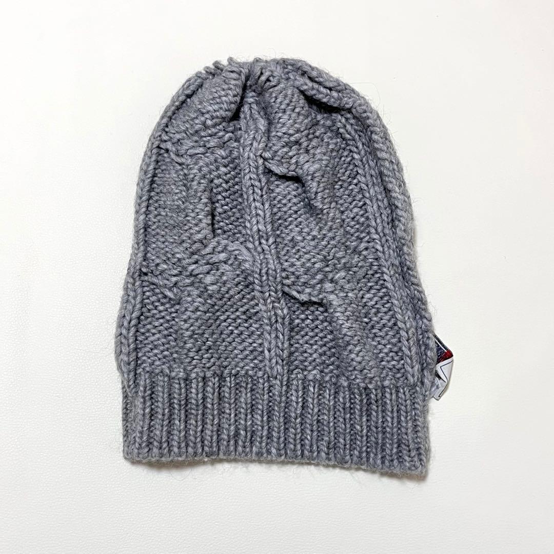 【美品】モンクレール　ニット帽　ケーブル編み　ロゴ　ユニセックス　キャップ　帽子