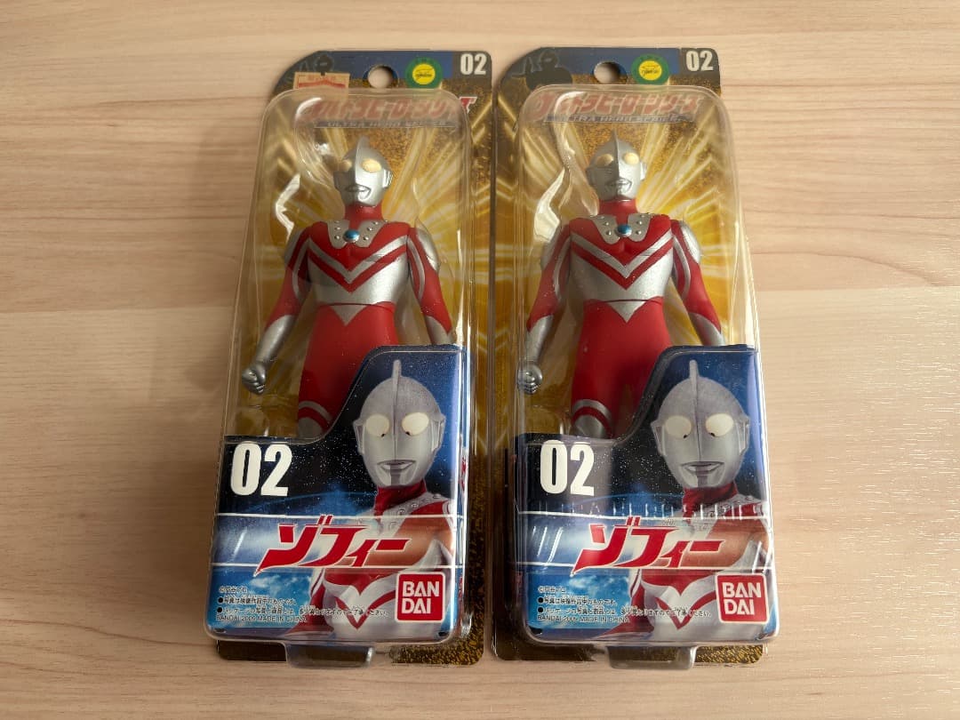 ウルトラマン　ゾフィー　ティガ　ダイナ　セブン　ヒーローシリーズ　フィギュア