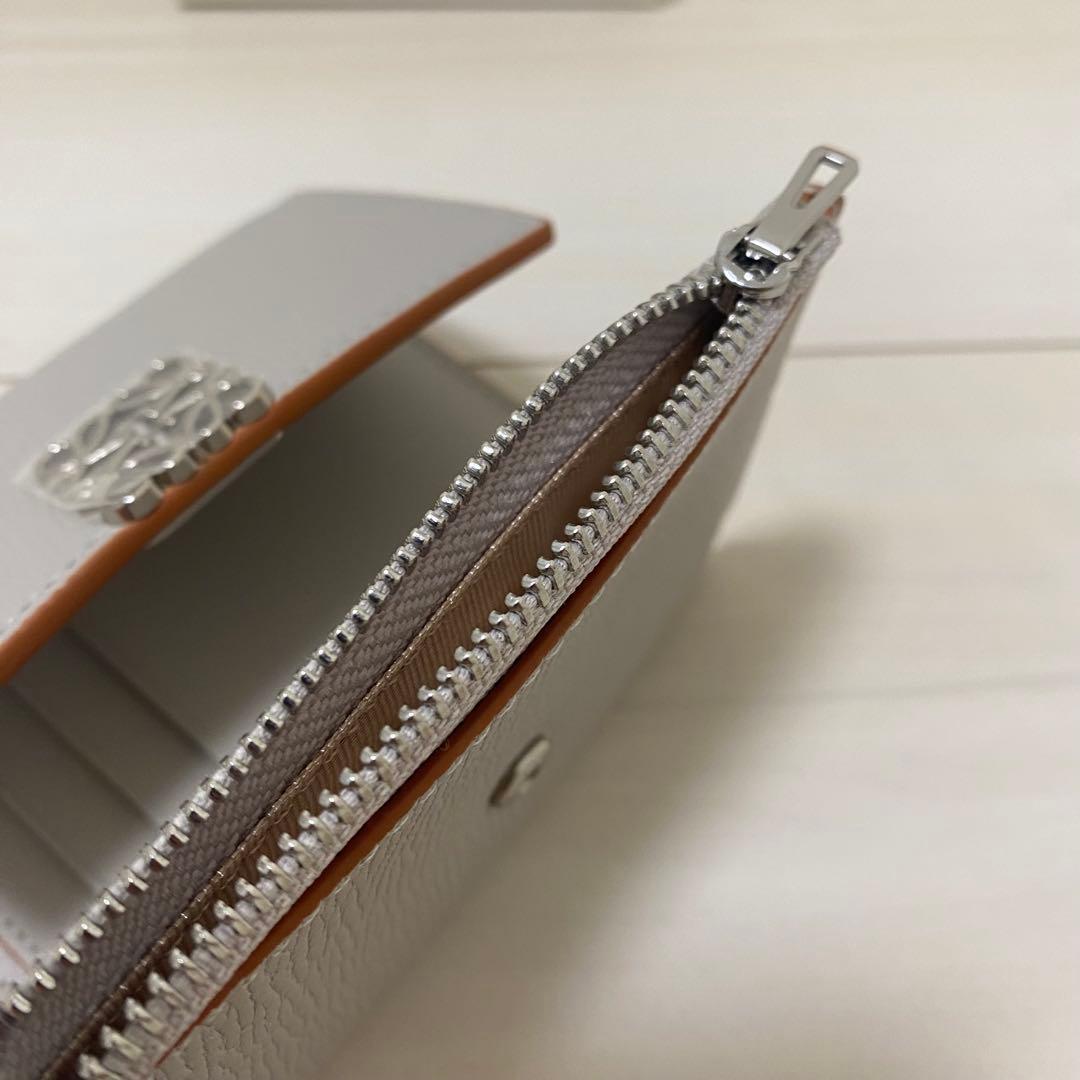 Nga Nguyen  LOEWE ロエベ アナグラム 三つ折り 財布