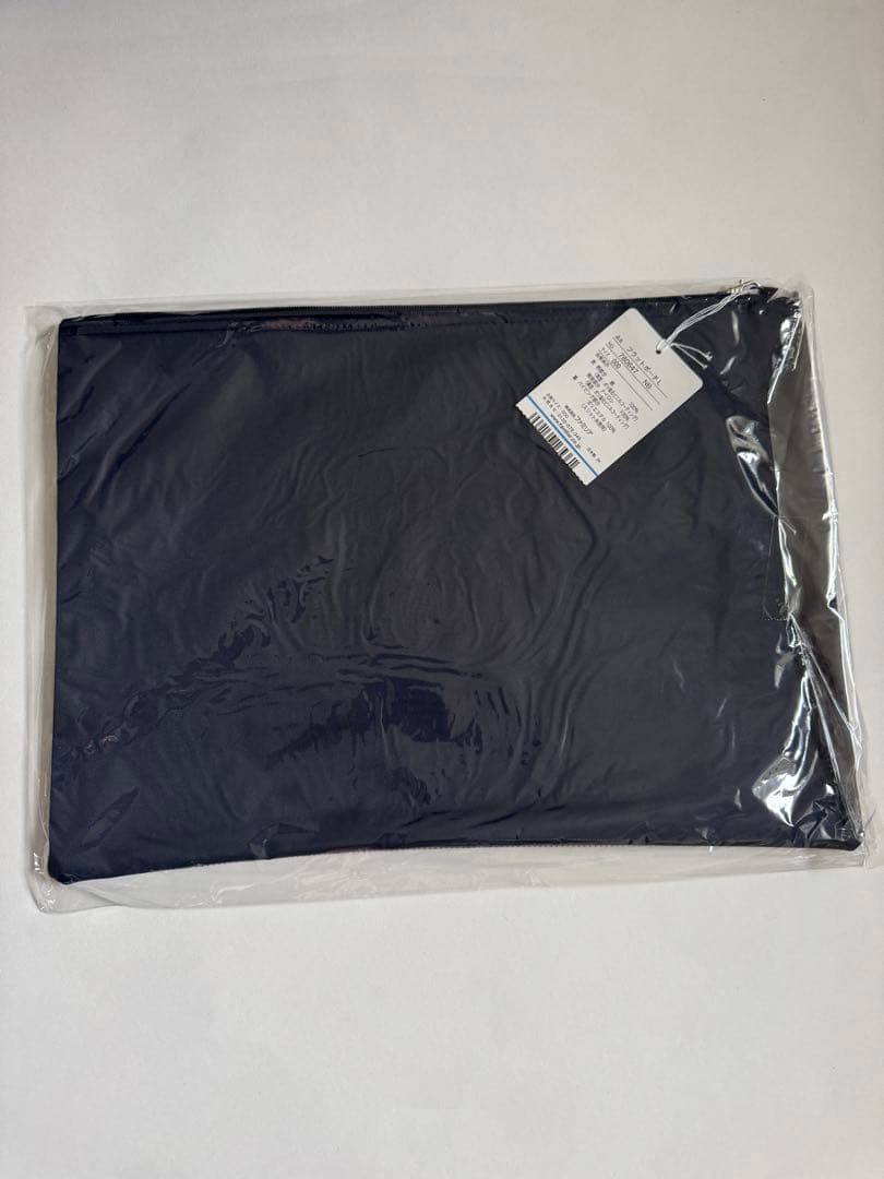 ⭐︎新品未使用⭐︎ familiaファミリア　フラットポーチL 秋のファミリアショー