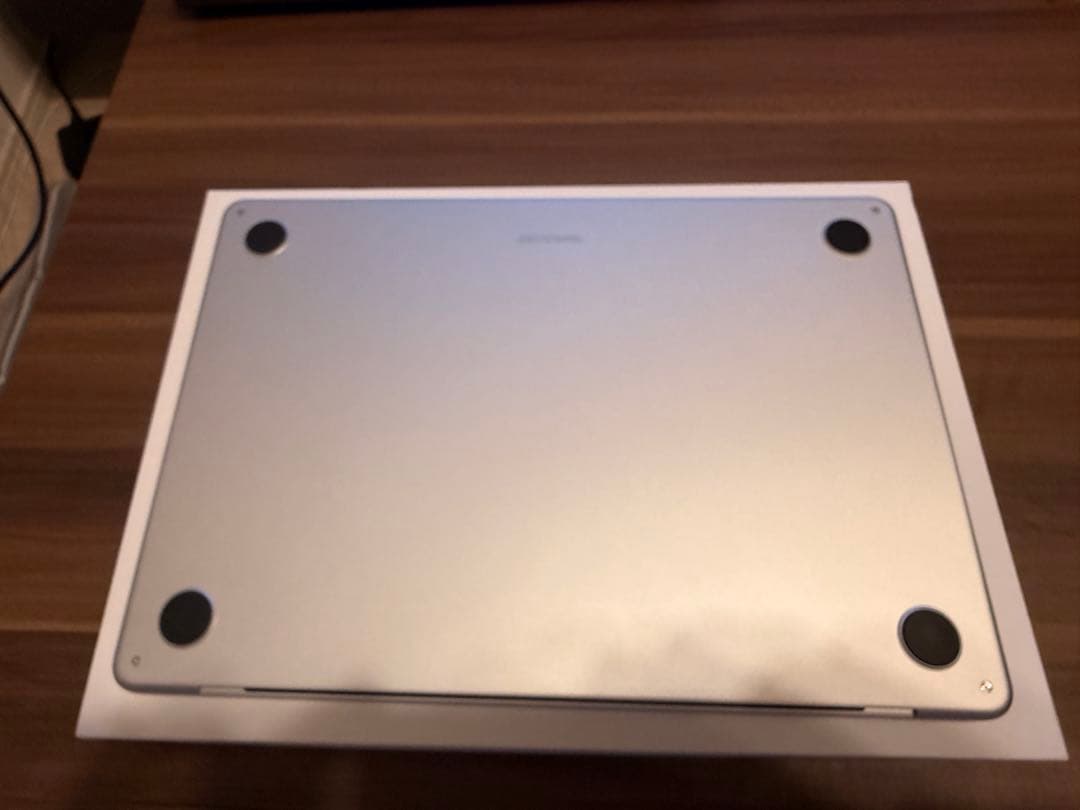 MacBook Air (M2 10コアGPU) 8GB/SSD 512GB)