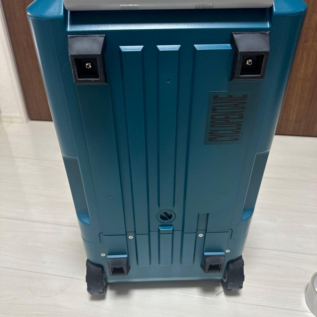 新品箱有り◼︎ マキタCW180DZ 冷温庫 キャスター付