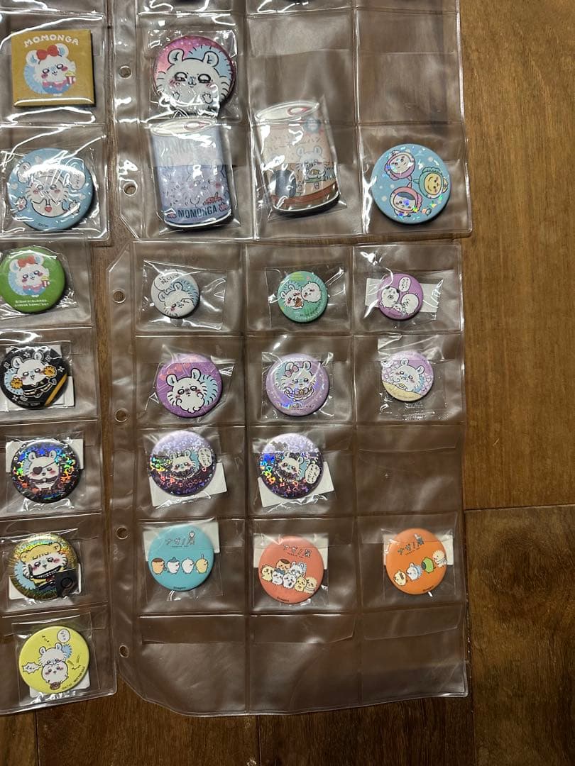 ちいかわ モモンガ缶バッジセット