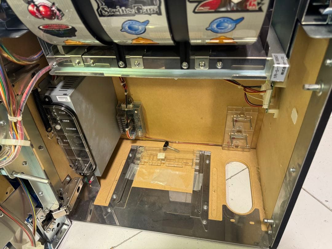 パチスロ 実機 想定科学パチスロ シュタインズゲート 輪転世界のインダクタンス