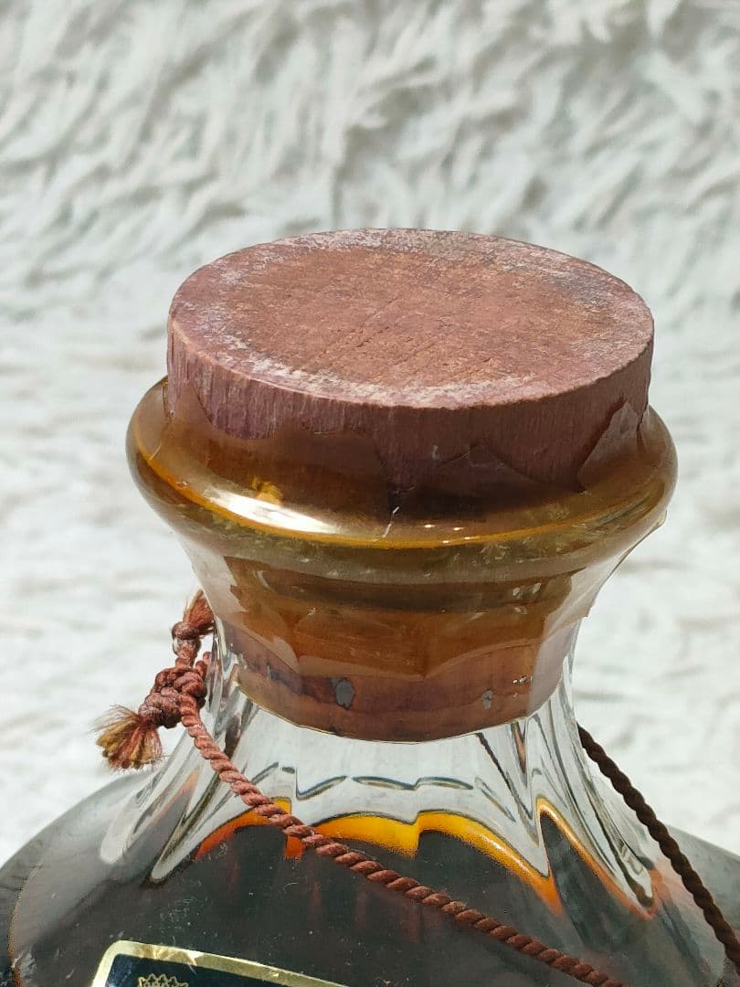 新品　未開栓　ポリニャック コニャック クリスタルボトル