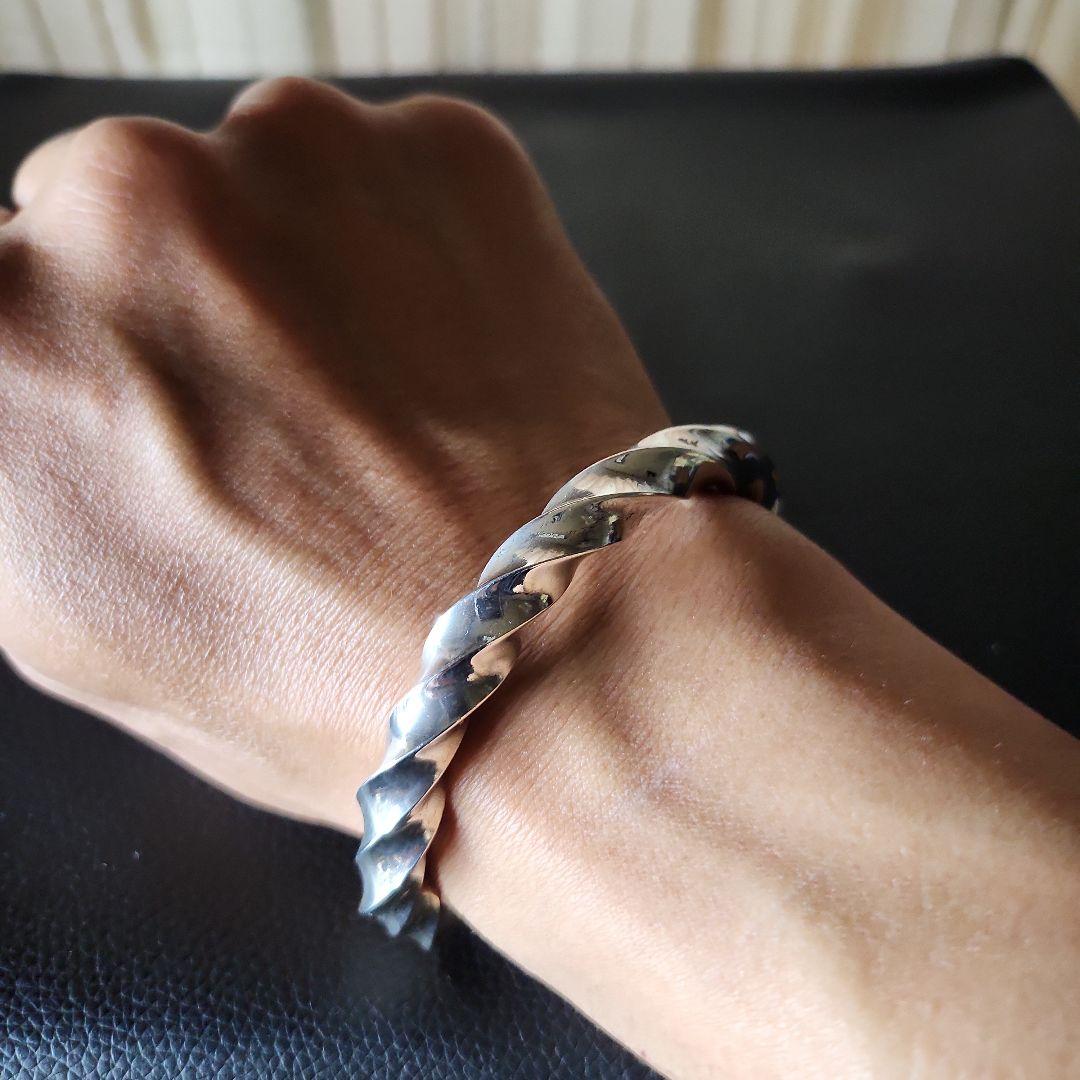 シルバー925 ツイストデザイン バングル