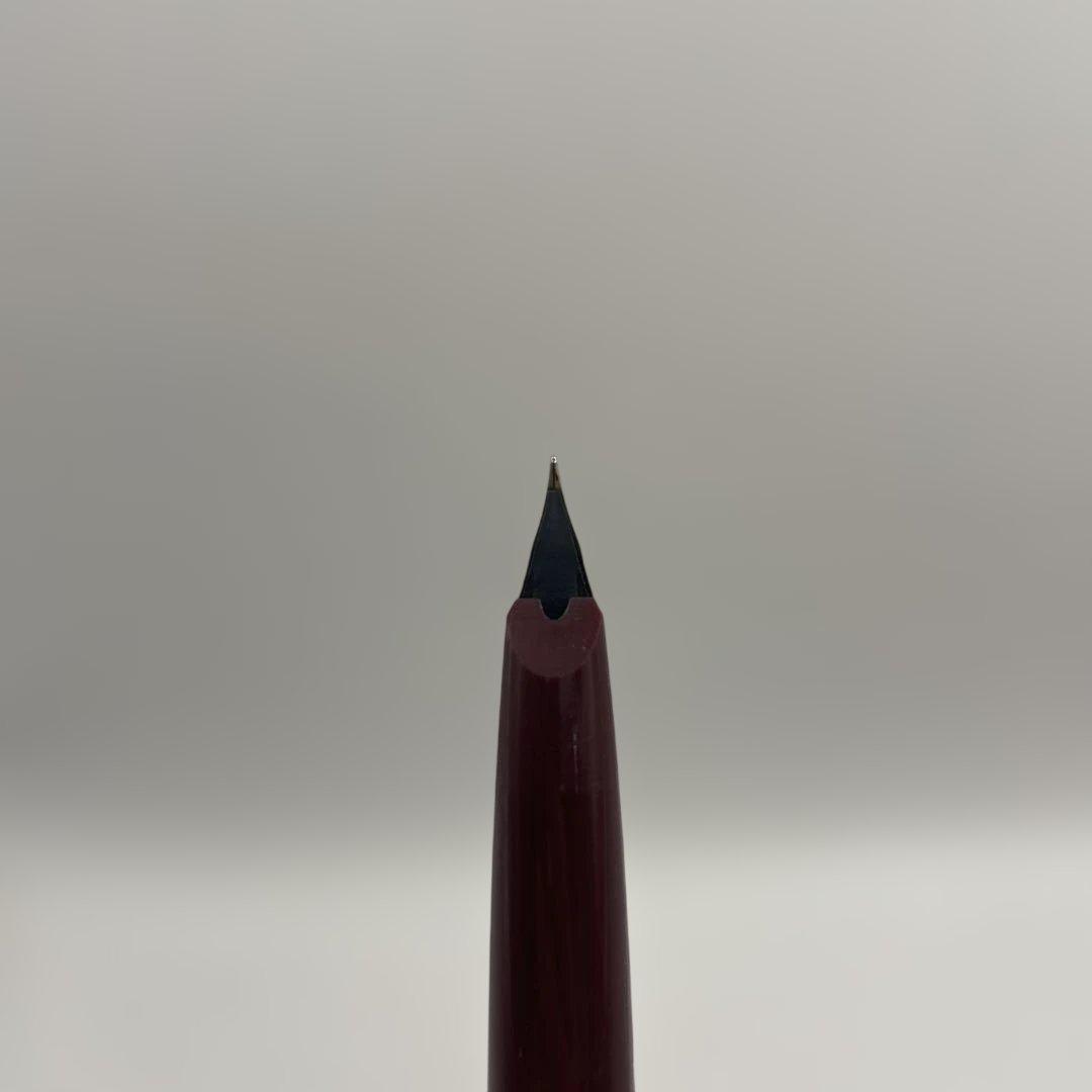 モンブラン　バーガンディ 万年筆 14金　ペン先 585 ヴィンテージ