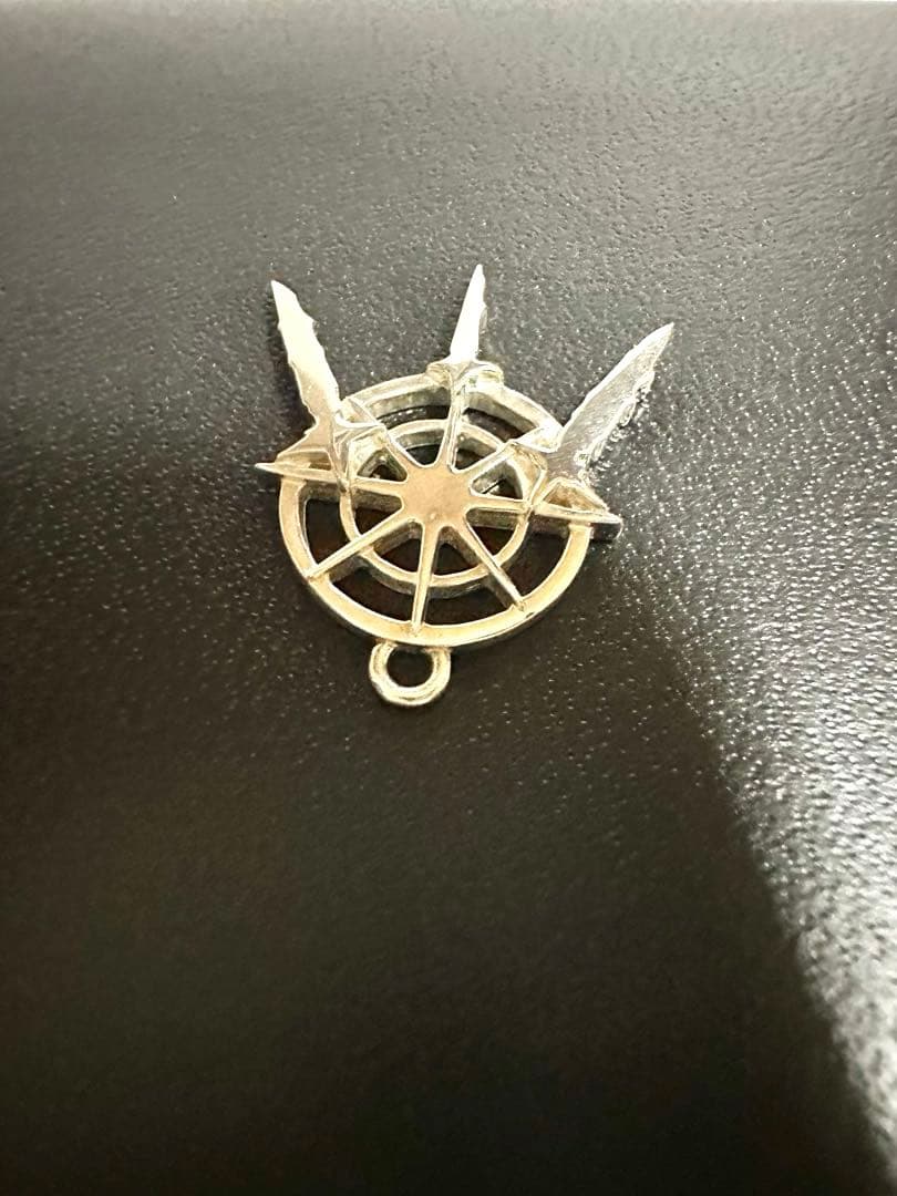 光の護封剣 シルバーペンダント　遊戯王　アクセサリー