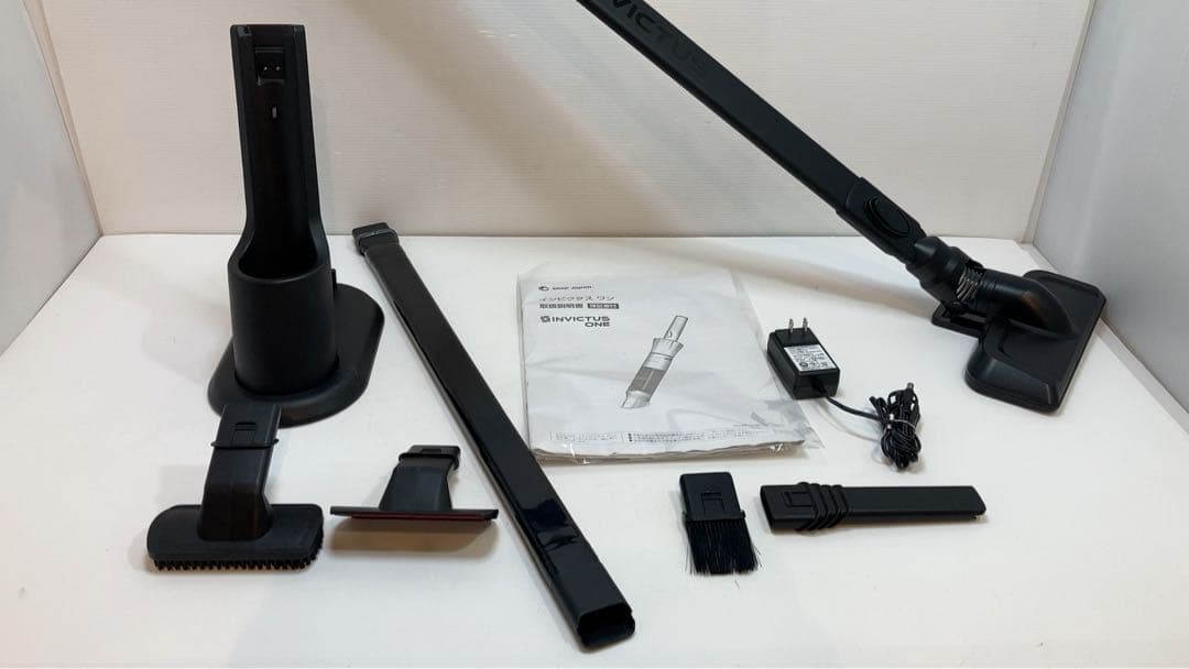 インビクタス　ワン　スティッククリーナー　コードレスクリーナー
