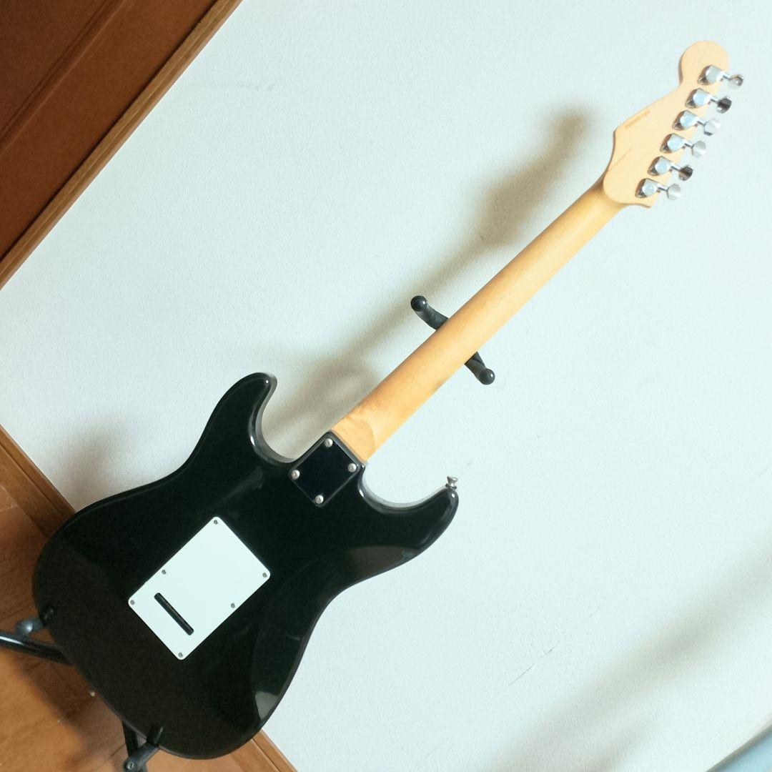 美品　LEGEND by Aria ProII　ストラトタイプ　エレキギター