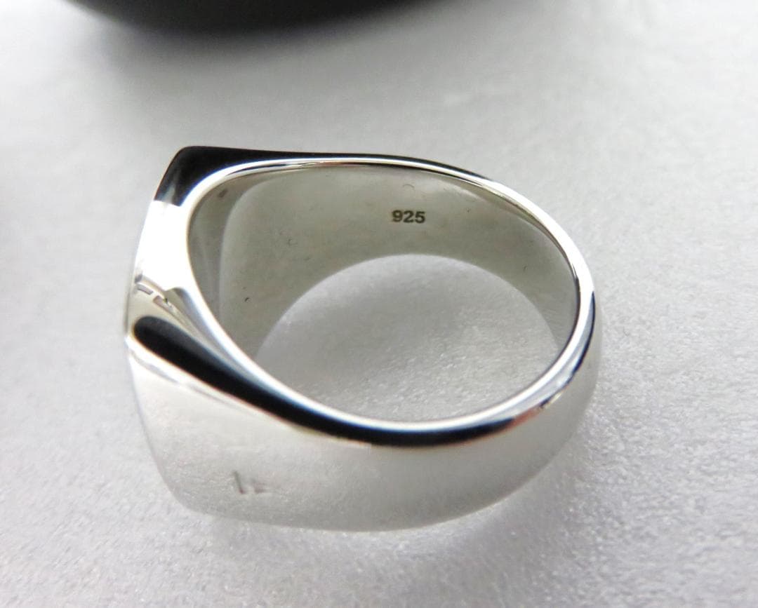 アクセサリー TOM WOOD Cushion Black Molecule Ring 54