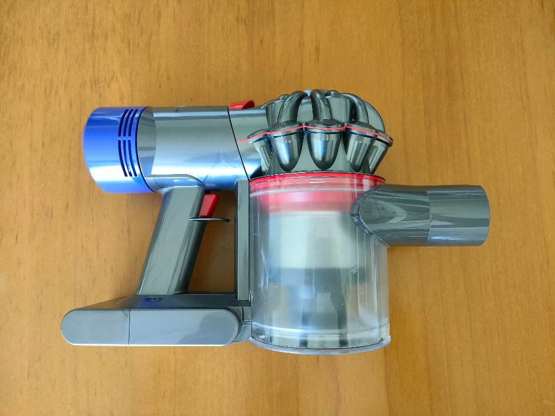Dyson SV10 スティッククリーナー 本体＋ツールセット