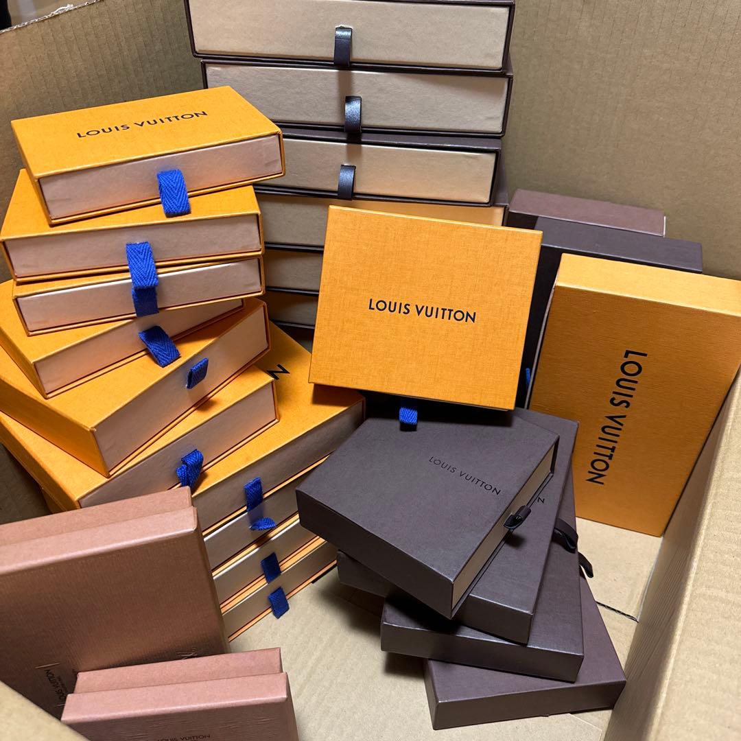ルイヴィトン　空箱　30個　まとめ売り　セット売り　長財布　小物　箱　レア