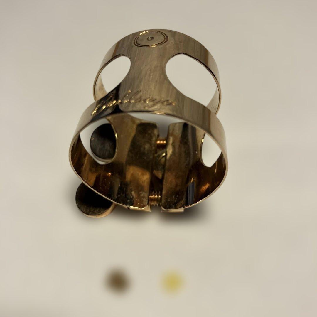 Bullseye（ブルーズアイ）アルトサックス・リガチャー