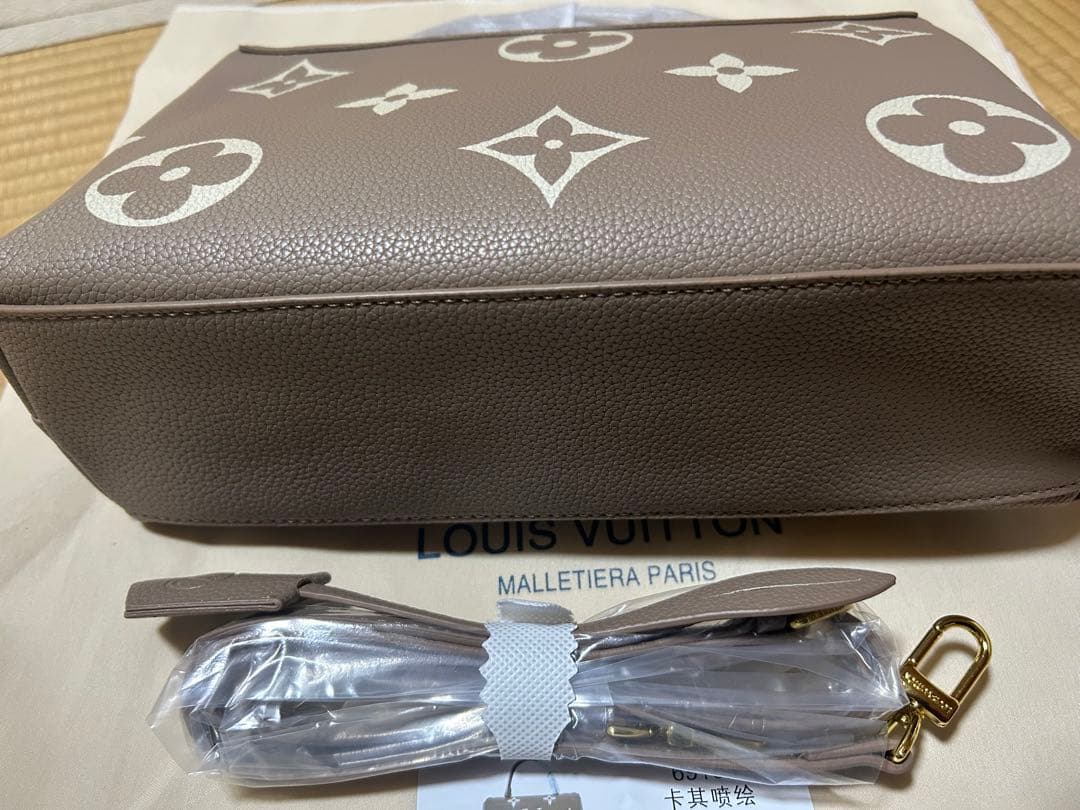 最終値下!!L.V グレー モノグラム ハンドバッグ