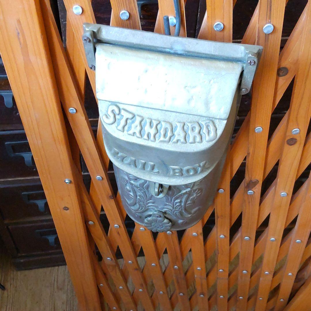 アンティーク　メイルボックス　ブラス