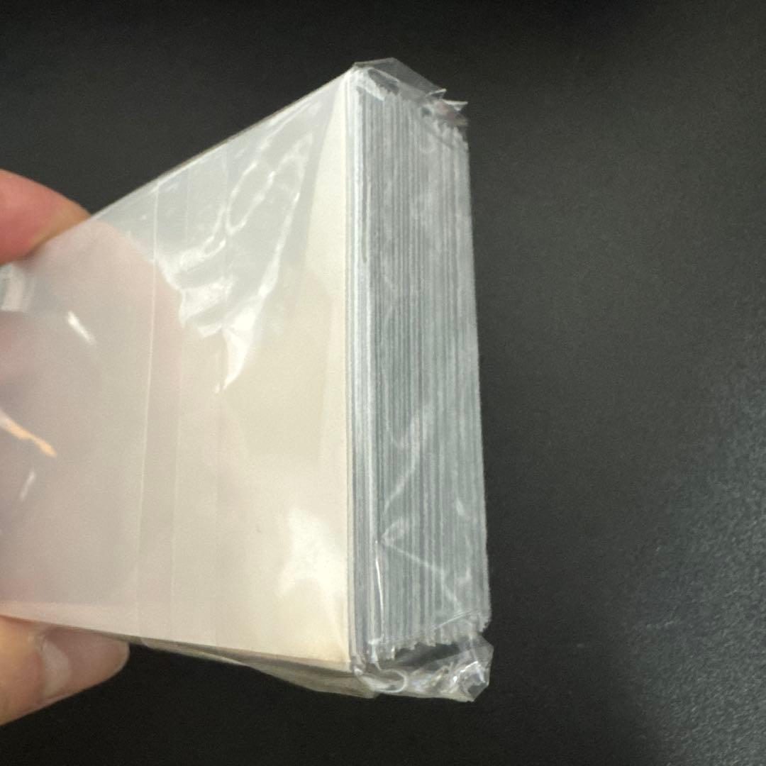 遊戯王 MASTER DUEL スリーブ 未開封 ブラック、ホワイト 2セット