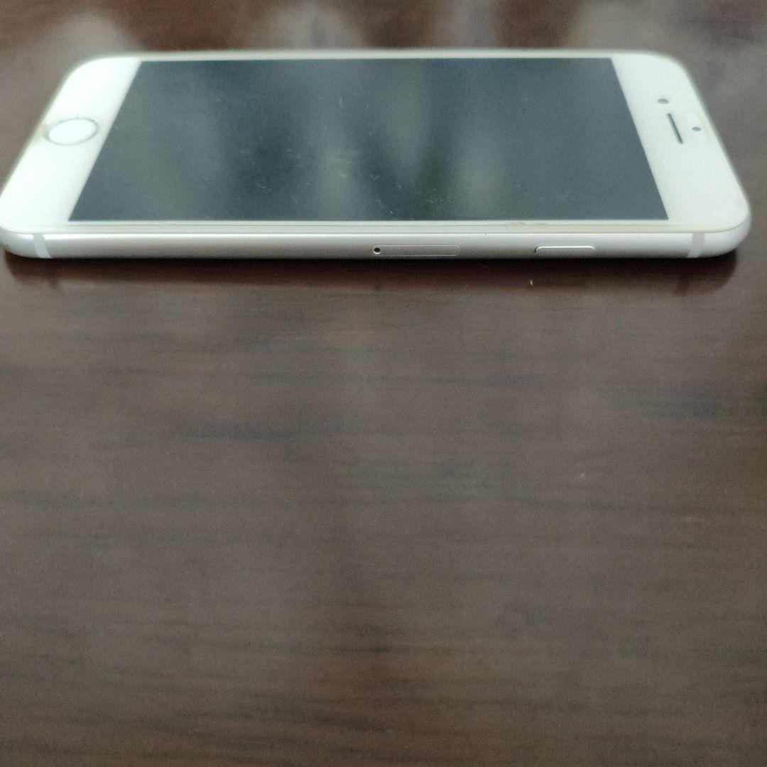 iPhone8 SiMロック解除済み