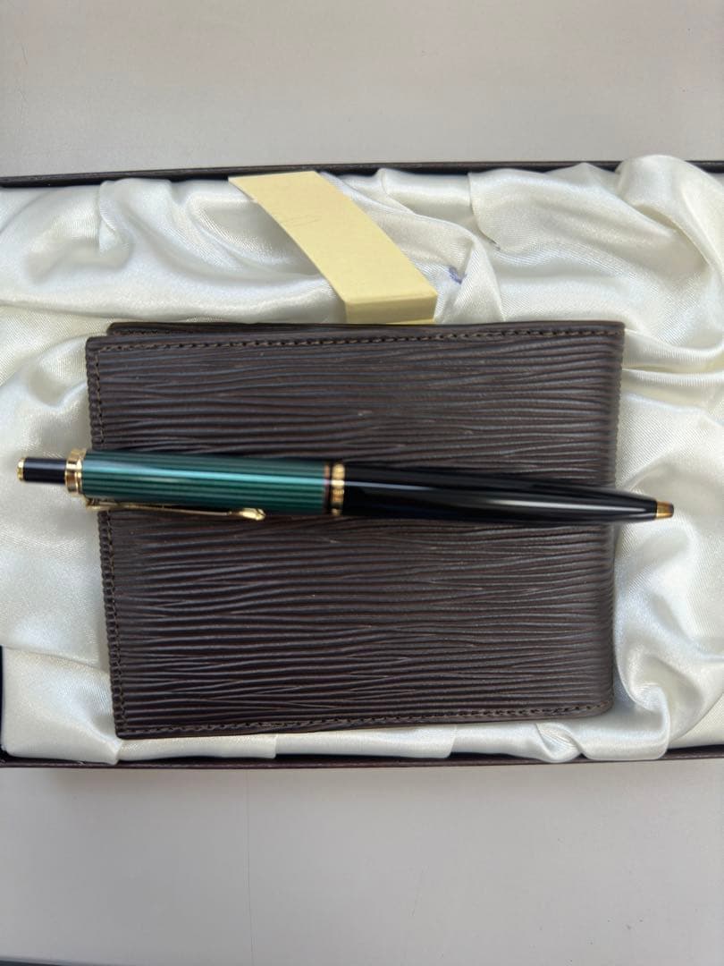 Pelikan Souverän（スーベレーン） 専用ケース付き