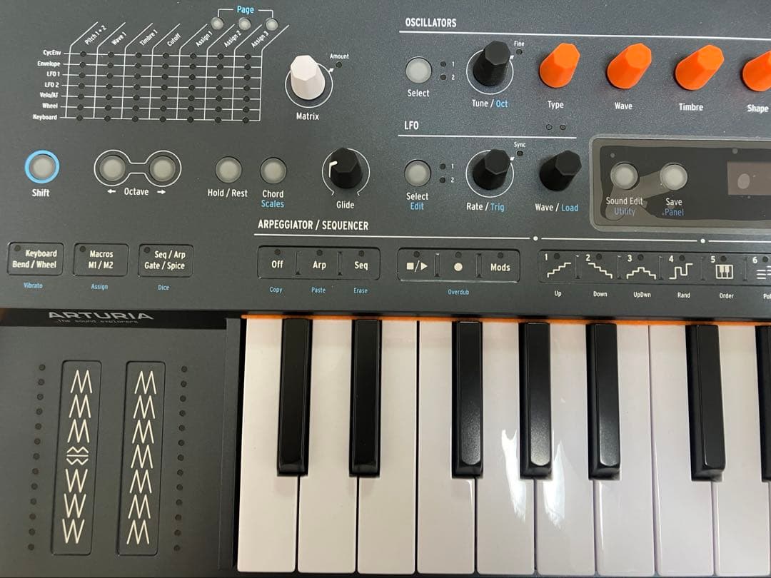 鍵盤楽器 ARTURIA MINIFREAK