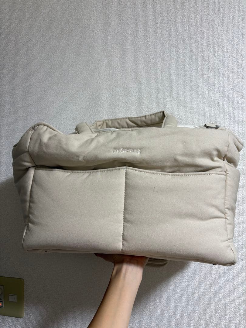 【ほぼ未使用】ba&ttang ベージュ キャリーバッグ　M カーベルト付き