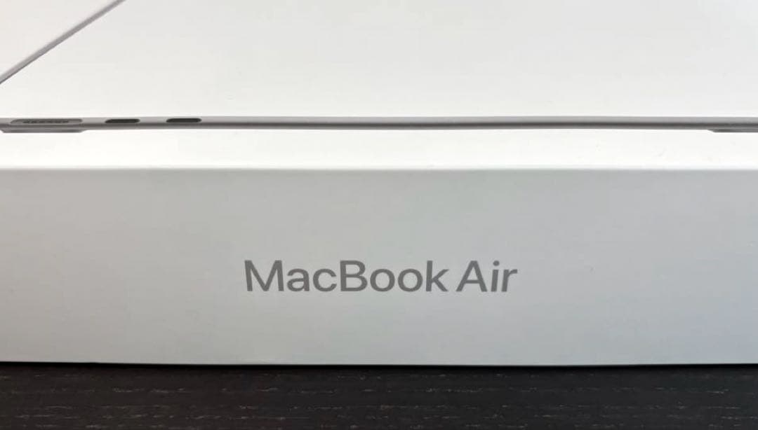 【R】【美品】Apple MacBook Air M2/8GB/256GB