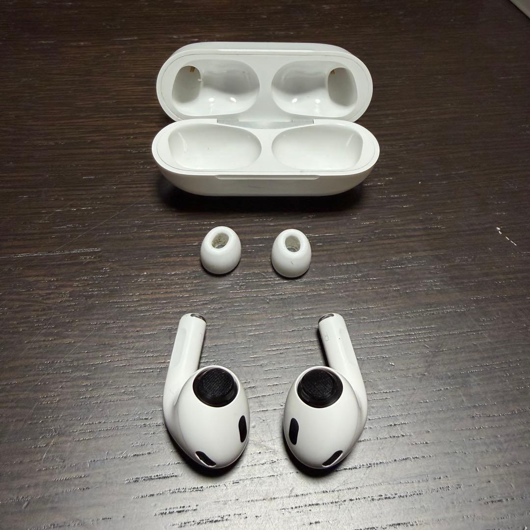 【1日限定出品】 AirPods Pro 2 （Lightning端子）