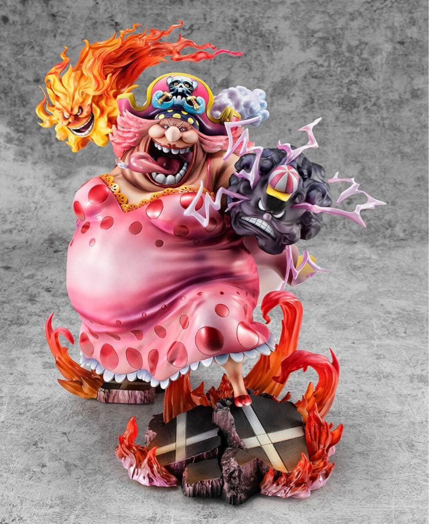 ワンピース　大海賊　ビッグ・マム　シャーロット・リンリン　フィギュア