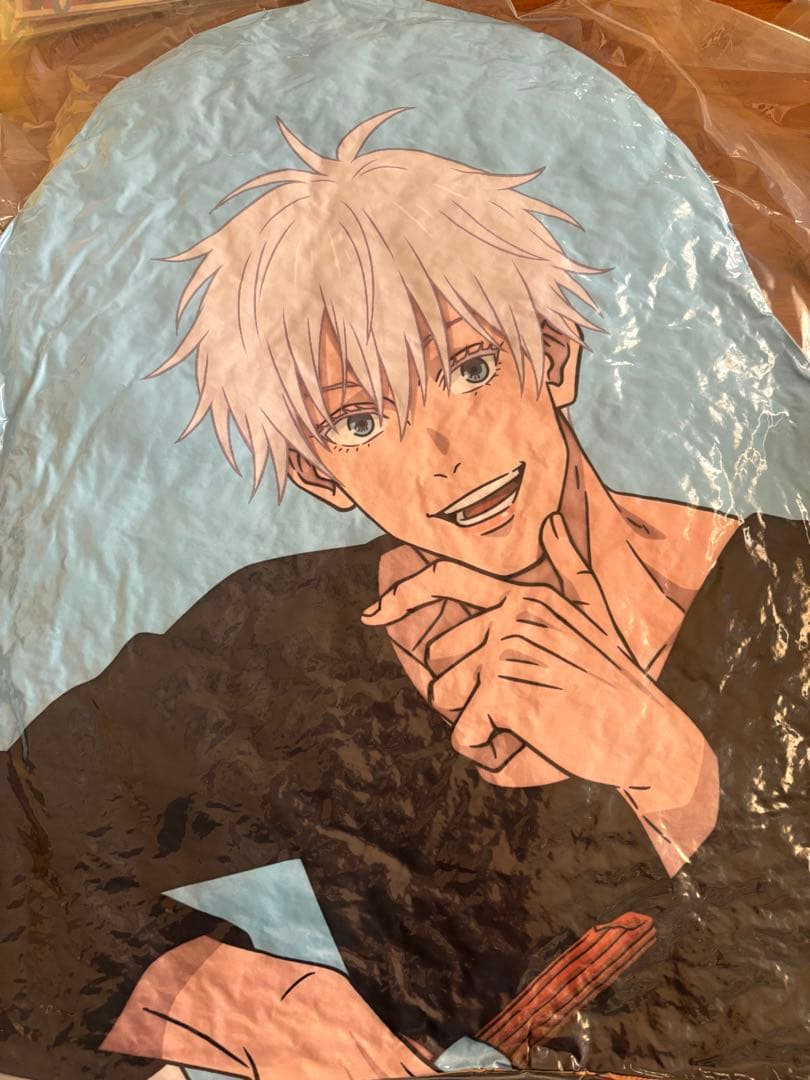 呪術廻戦 セガラッキーくじ ダイカットクッション缶バッジ 五条悟 等56点セット