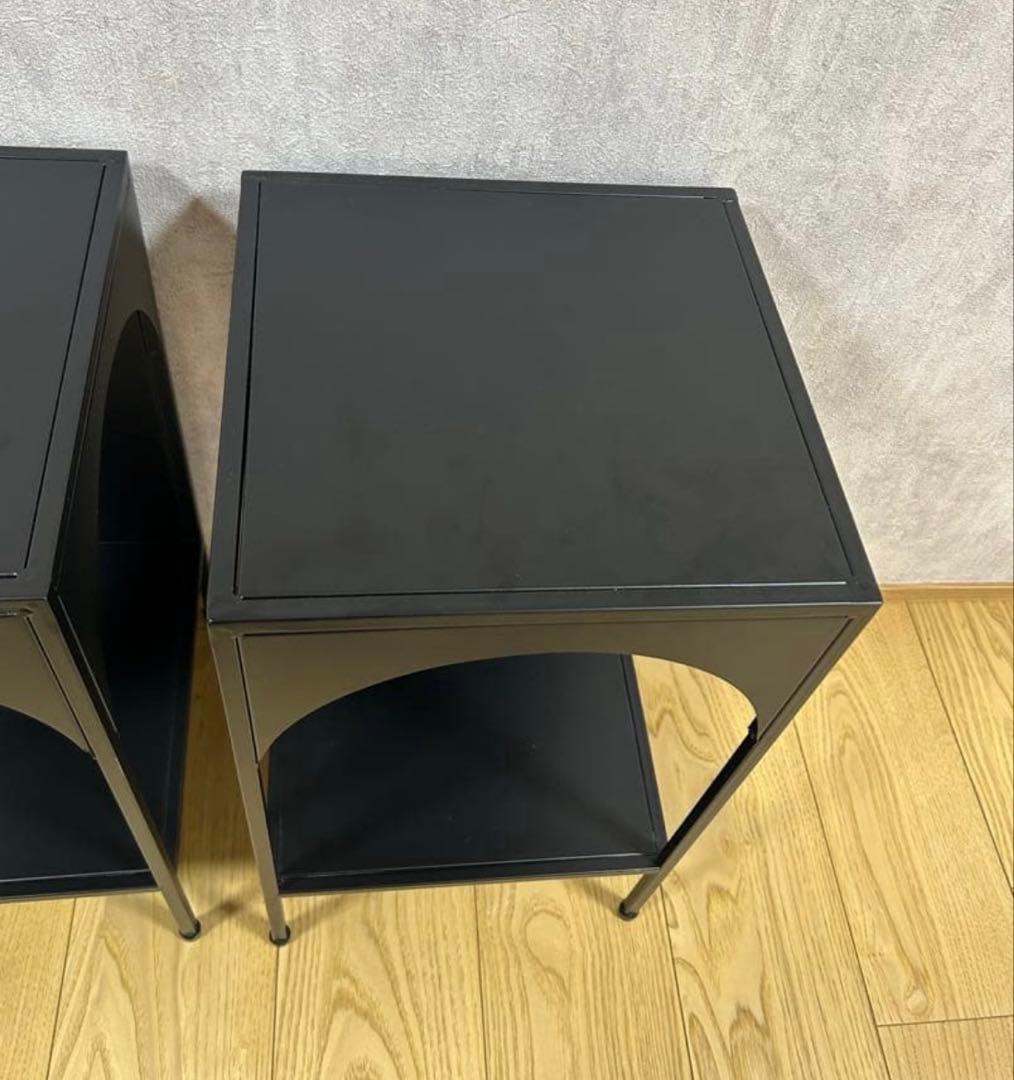 ベッドサイドテーブル　２台まとめて