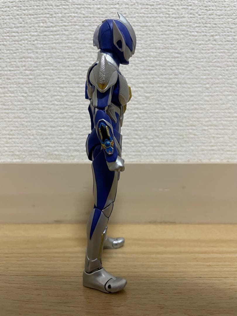 S.H.フィギュアーツ　ハンターナイトツルギ