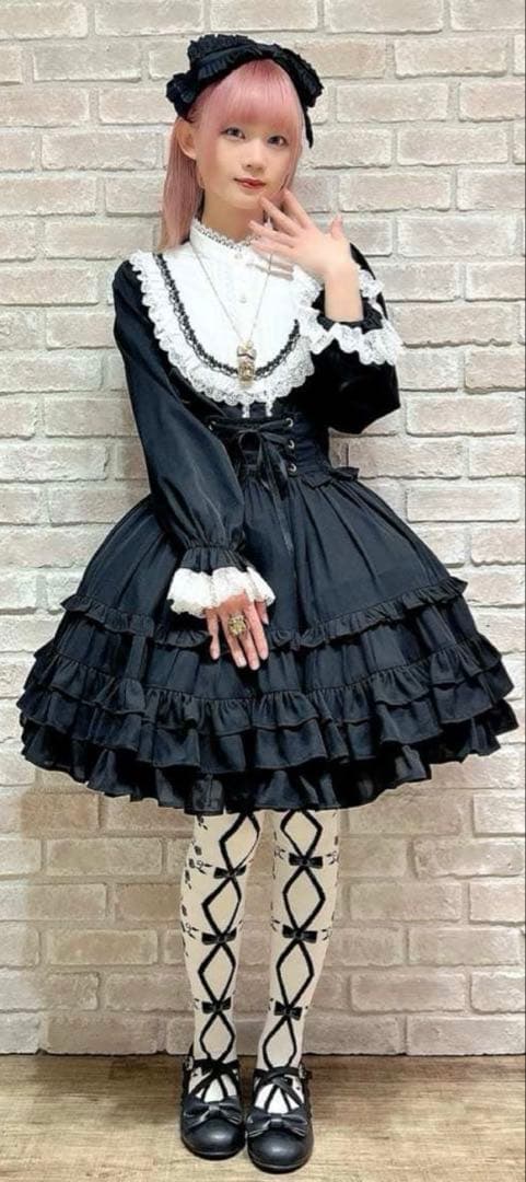 axes femme Chalmiere レースアップフリルスカート（クロ）