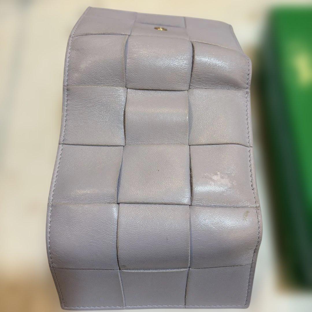 BOTTEGA VENETA 三つ折りファスナーウォレット オイスター