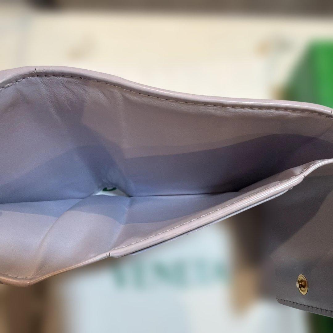 BOTTEGA VENETA 三つ折りファスナーウォレット オイスター