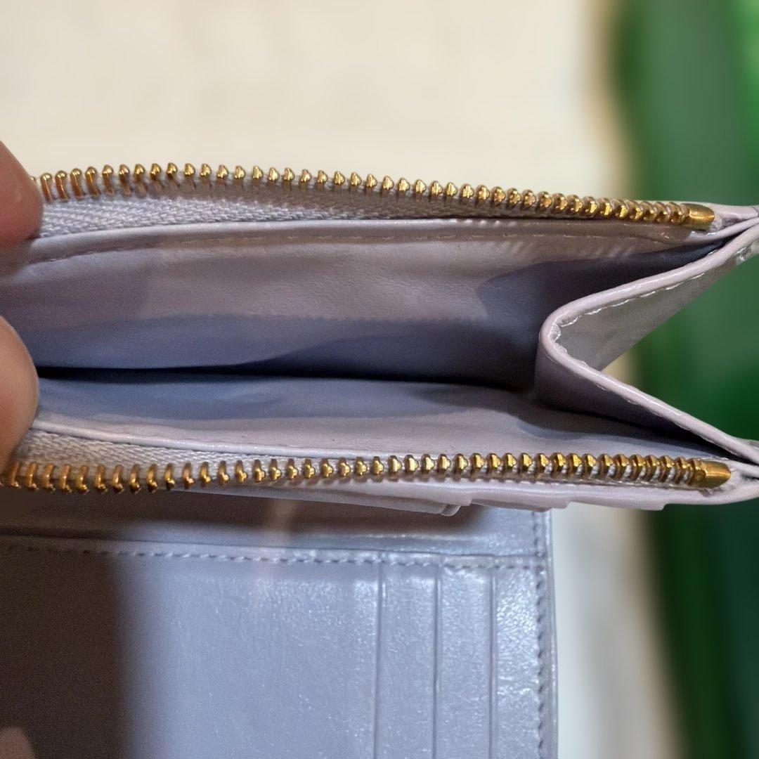 BOTTEGA VENETA 三つ折りファスナーウォレット オイスター