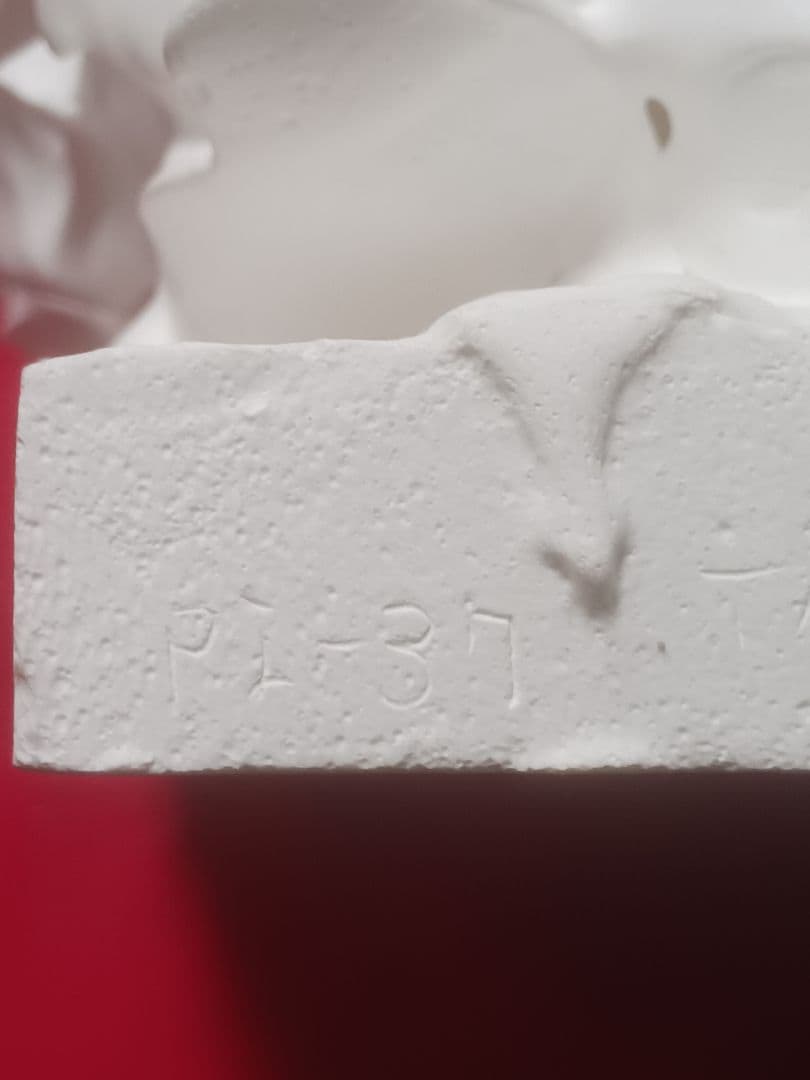 女性　石膏像　2011年　PI-37 TAIJI TAOMOTE作